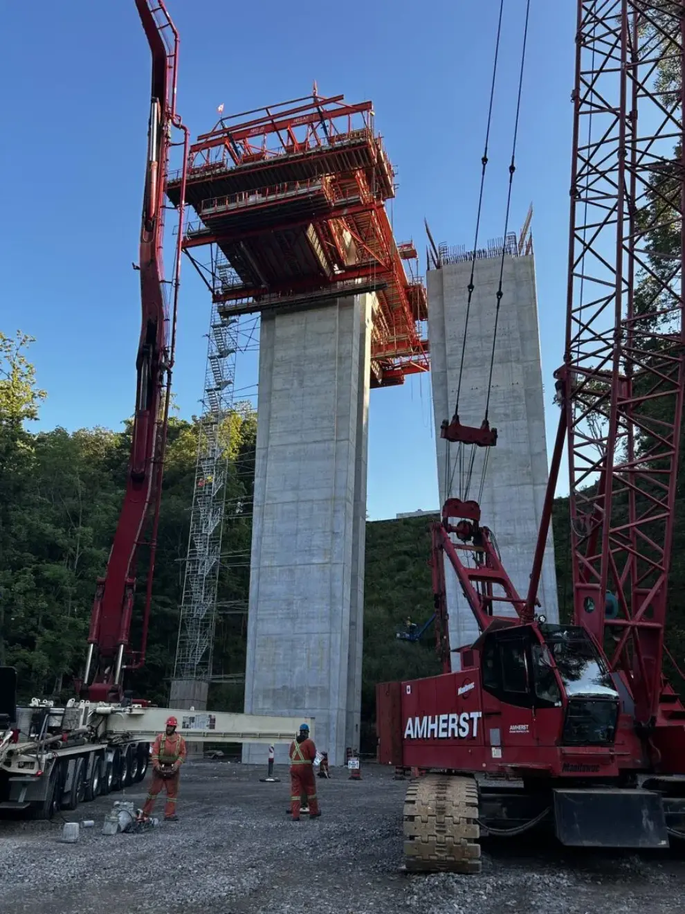 <strong>COWI and Bot Construction Group approach critical stage&nbsp;<a>in cantilever construction of the William Halton Parkway crossing</a></strong>