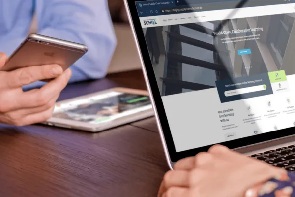 SUPPLY CHAIN SUSTAINABILITY SCHOOL CONTINUES TO POSITIVELY IMPACT A SUSTAINABLE UK BUILT ENVIRONMENT, REPORT FINDS